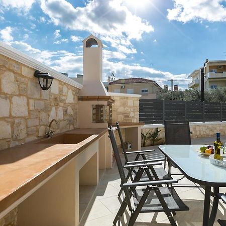Peris Villa Като Дарацо Екстериор снимка