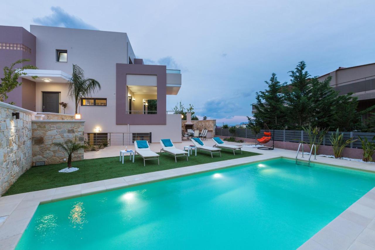 Peris Villa Като Дарацо Екстериор снимка