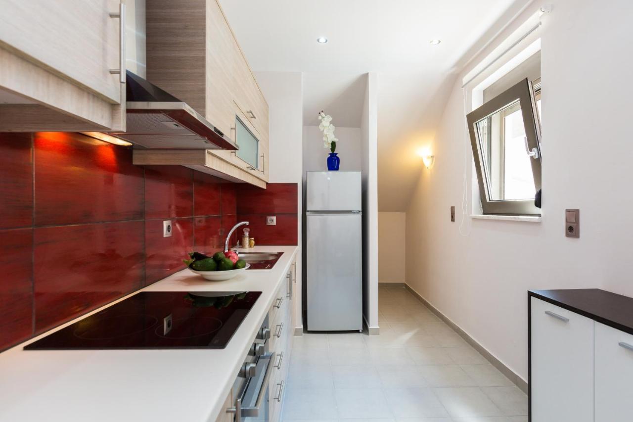 Peris Villa Като Дарацо Екстериор снимка