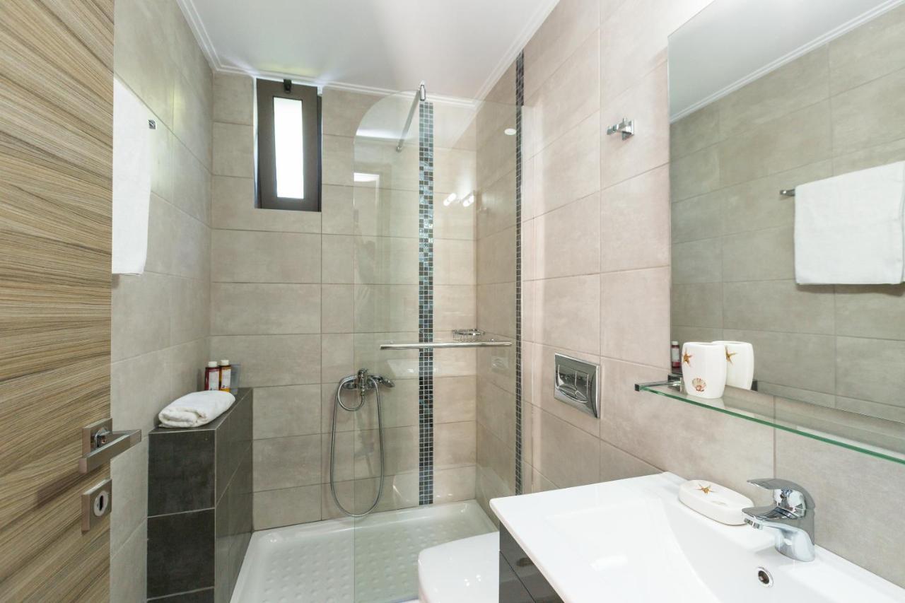 Peris Villa Като Дарацо Екстериор снимка