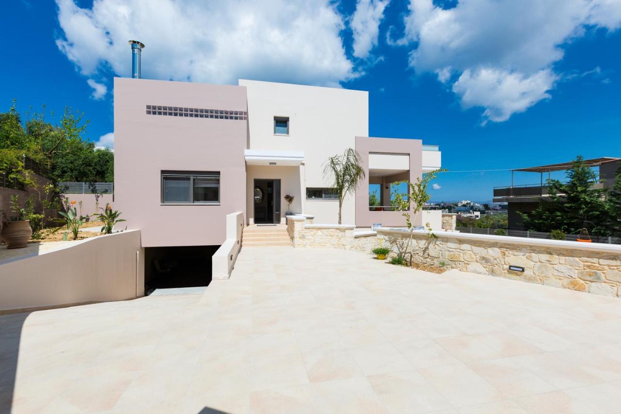 Peris Villa Като Дарацо Екстериор снимка